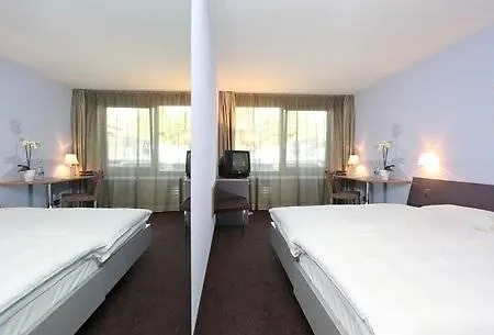Geroldswil Swiss Quality 3* Curych