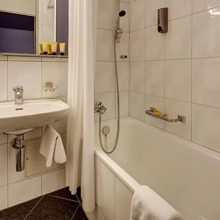 Geroldswil Swiss Quality Hotel 3*